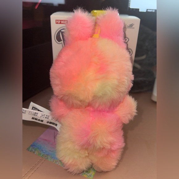 (Sealed) Loyalty - Big Into Energy v3 Labubu - Picture 7 of 7